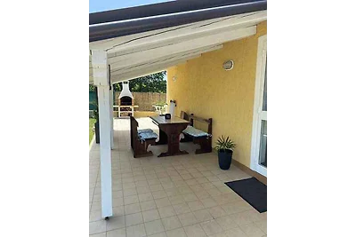 Ferienhaus mit Klimaanlage und Terrasse