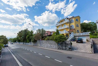 Ferienwohnung mit Terrasse und Meerblick