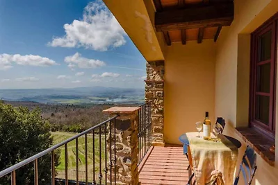 Ferienwohnung mit Balkon und Aussicht