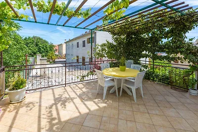 Ferienwohnung mit Balkon und Klimaanlage