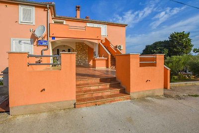 Ferienwohnung mit Balkon und Grill