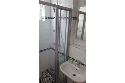 Studio nur 40 m von Strand