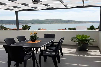 Ferienwohnung mit Swimmingpool, Grillterrasse