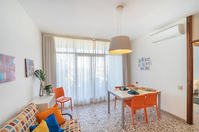 Ferienwohnung mit Klimaanlage und Balkon