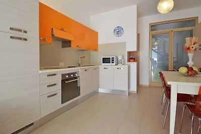 Ferienhaus mit Pool und Klimaanlage