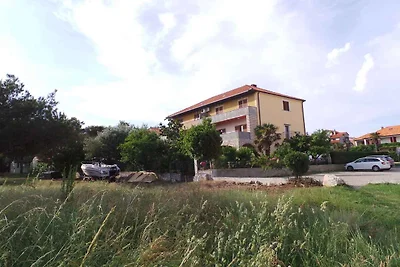 Appartamento Vacanza con famiglia Privlaka