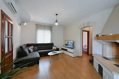 Ferienhaus mit Pool und Terrasse