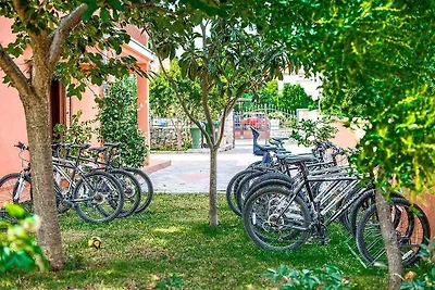 Ferienwohnung mit Garten und Klimaanlage