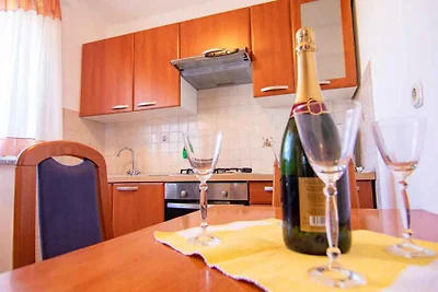 Ferienwohnung mit Balkon und Klimaanlage