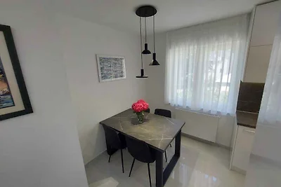 Ferienwohnung mit Klimaanlage und Balkon