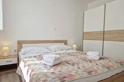 Ferienwohnung neu eingerichtet für 2-4 Pers.