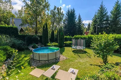 Ferienhaus mit Whirlpool und Garten