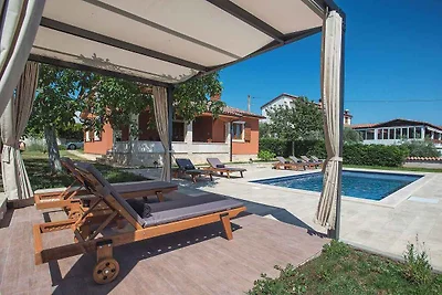 Villa mit Terrasse für 2 Personen
