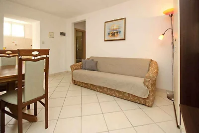 Ferienwohnung mit Terrasse und Klimaanlage