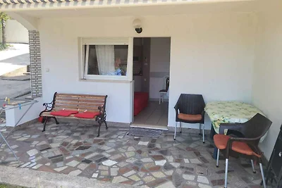 Studio mit Klimaanlage und Terrasse
