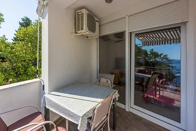 Ferienwohnung mit Balkon und Grillmöglichkeit