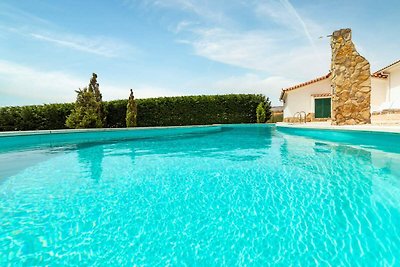 Villa mit privatem Pool und grossem Garten