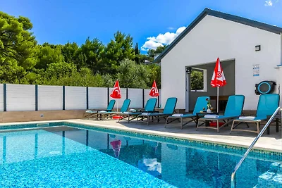 Ferienwohnung mit Schwimmbad