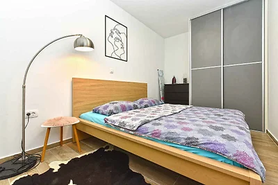 Ferienwohnung mit Terrasse und Grillnutzung