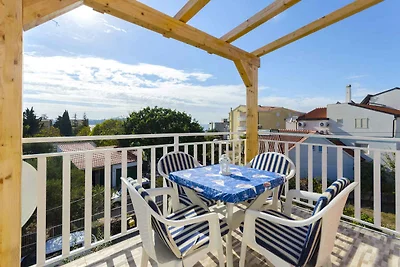 Ferienwohnung mit Klimaanlage und Balkon