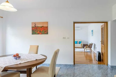 FerienWohnung mit Pool und Klimaanlage