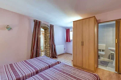 Apartment mit zwei Schlafzimmern, Garten und 