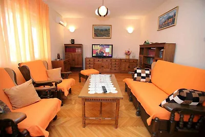 Ferienwohnung mit Klimaanlage und Grill