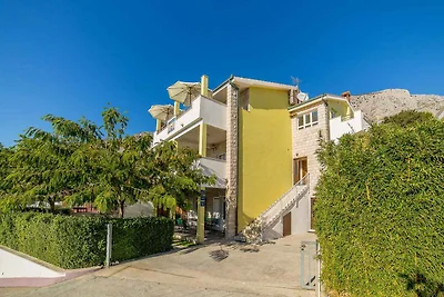 Ferienwohnung mit Pool und Meerblick