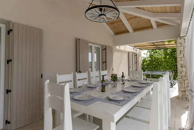 Ferienhaus mit Klimaanlage und Pool