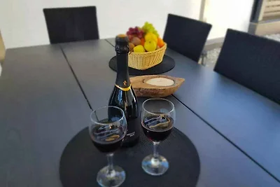 Vakantiehuis Ontspannende vakantie Tribalj