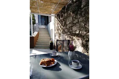 Ferienwohnung in ruhiger Lage mit Terrasse