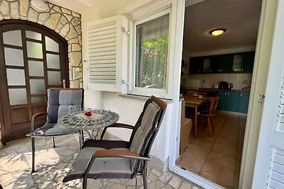 Ferienwohnung mit Terrasse und Klimaanlage