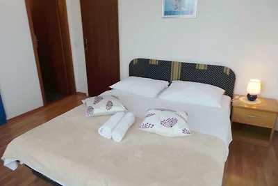 Appartamento Vacanza con famiglia Pirovac