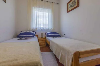 Ferienwohnung mit Klimaanlage und Balkon