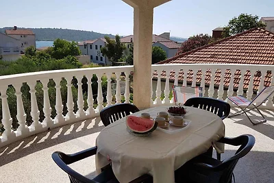 Appartamento Vacanza con famiglia Pirovac
