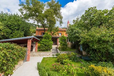 Ferienhaus mit Pool und Klimaanlage