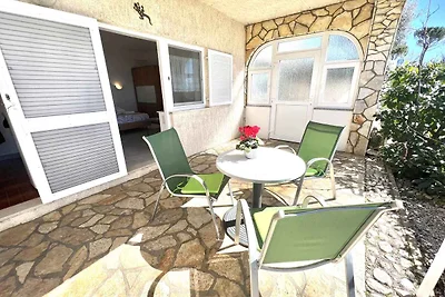 Studio mit Klimaanlage und Blick zum Meer