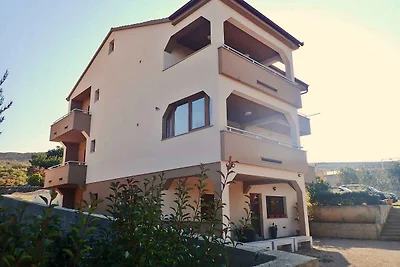 Ferienwohnung mit Terrasse und WLAN