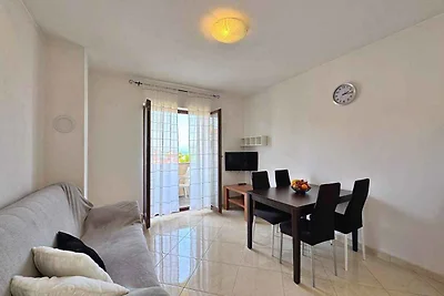 Ferienwohnung mit Balkon und Klimaanlage