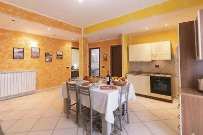 Ferienwohnung mit Klimaanlage und Balkon mit