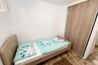 Ferienwohnung Modern mit Klimaanlage und WLAN