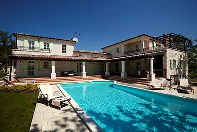 FerienHaus mit Klimaanlage und Aussenpool