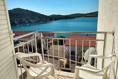 Appartamento Vacanza con famiglia Tisno