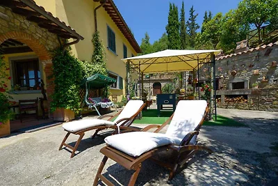 Ferienhaus mit Pool und Terrasse