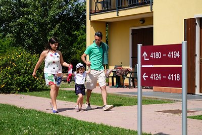 Ferienwohnung mit Aussenpool und Kinderanimat