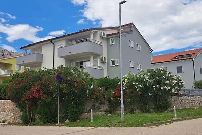 Ferienwohnung modern eingerichtet, mit Klimaa