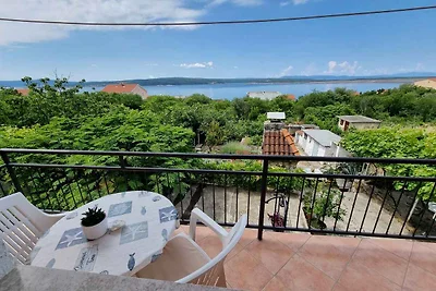 Ferienwohnung mit Balkon und Klimaanlage