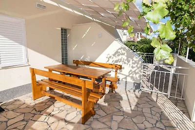 Komfortable Ferienwohnung Maja in Rogoznica m