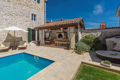 Ferienhaus mit Privatpool