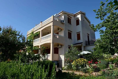 Ferienwohnung mit Garten und Grill